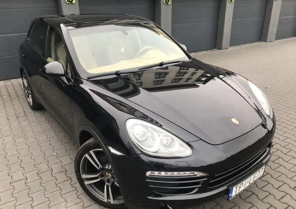 Porsche Cayenne cena 111111 przebieg: 152000, rok produkcji 2011 z Katowice małe 742